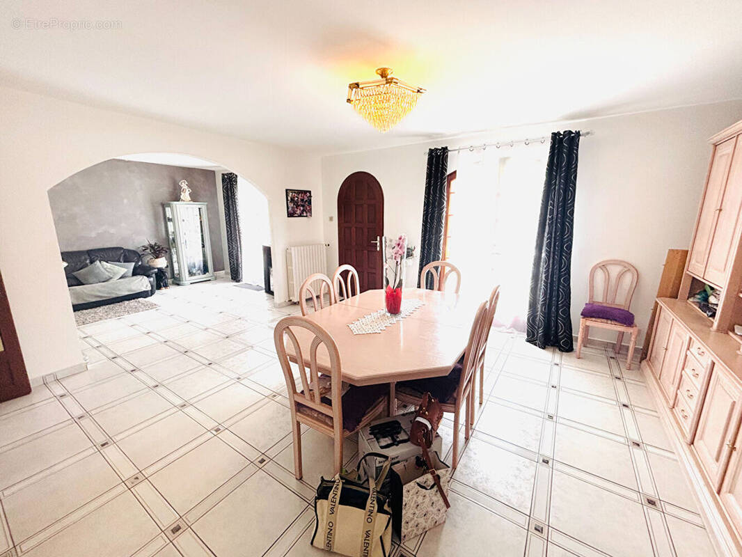 Maison à NOISY-LE-SEC