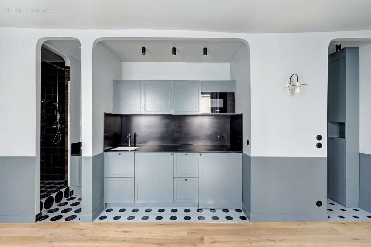 Appartement à PARIS-7E