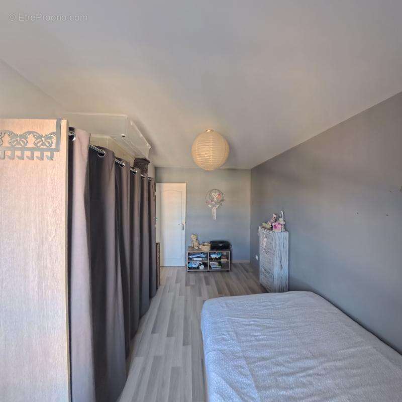 Appartement à PONT-DE-CHERUY
