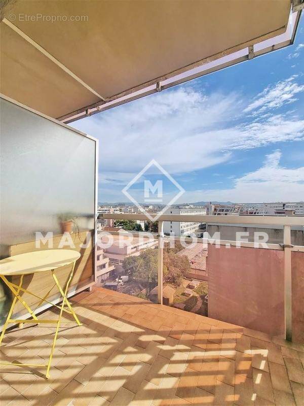 Appartement à MARSEILLE-8E
