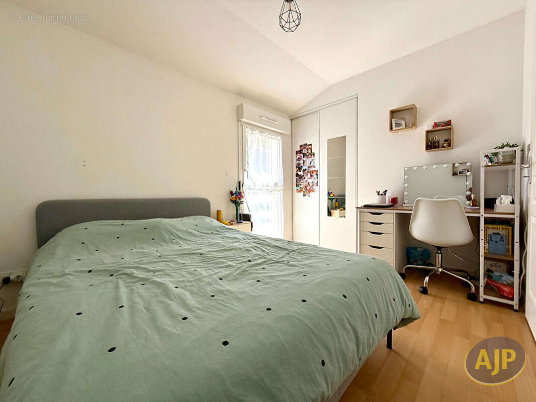 Maison à SAINTE-PAZANNE