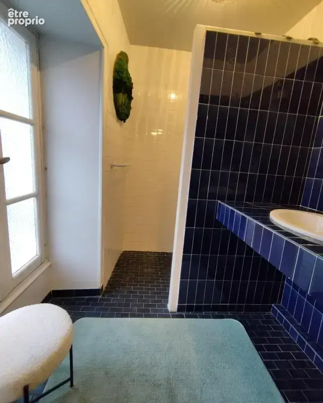 Chazelles, proche La Rochefoucauld. Maison de caractère de 223 m², 5 chambres, cour et grange - photo 20