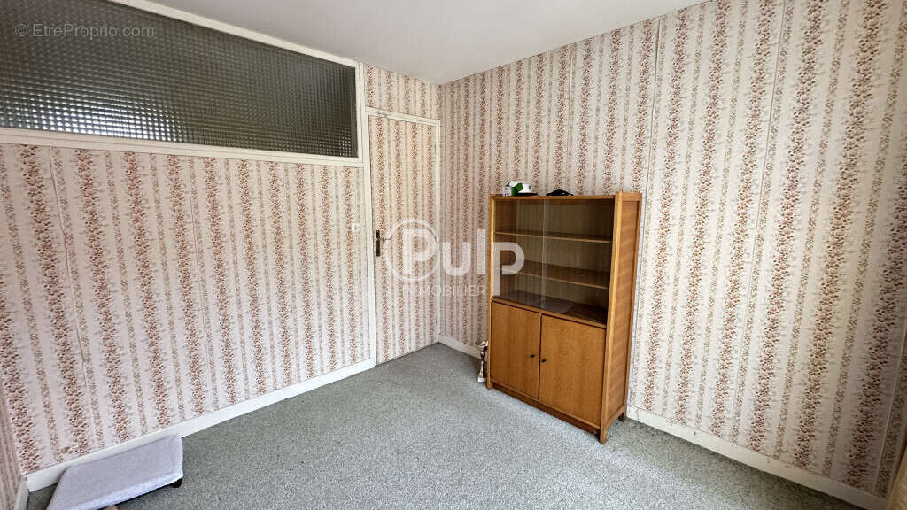 Maison à BRUAY-LA-BUISSIERE