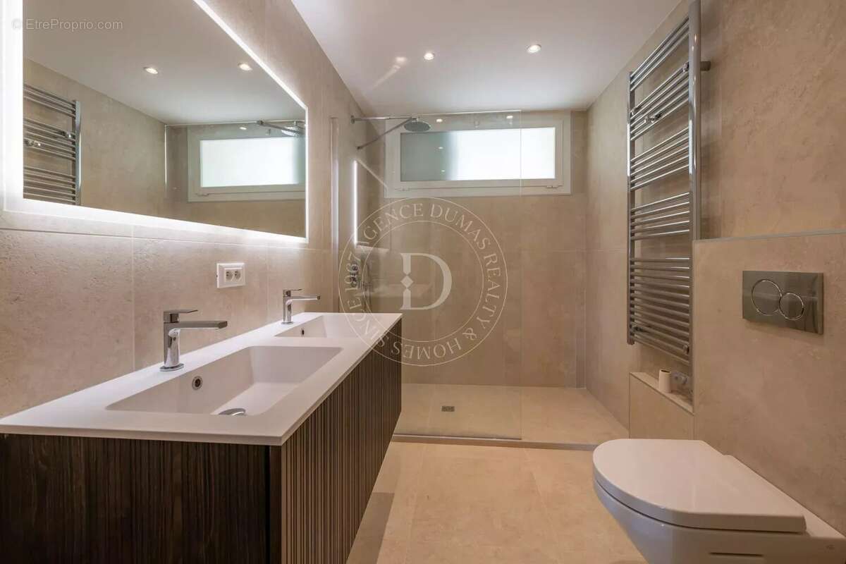 Appartement à BEAULIEU-SUR-MER