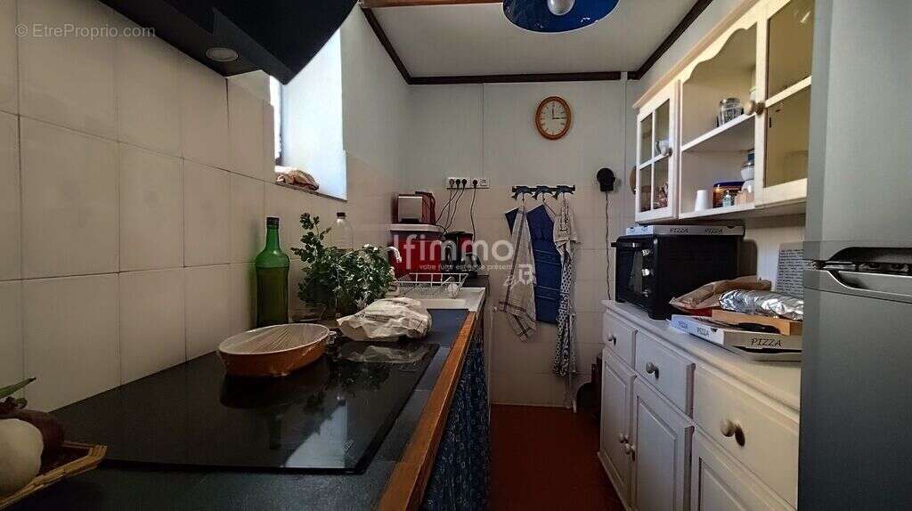 Appartement à PEYRUIS