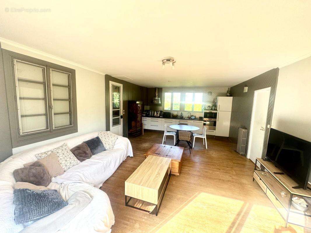 Maison à DOL-DE-BRETAGNE