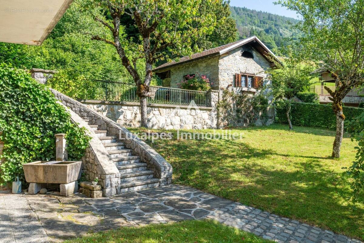 Maison à LES VILLARDS-SUR-THONES