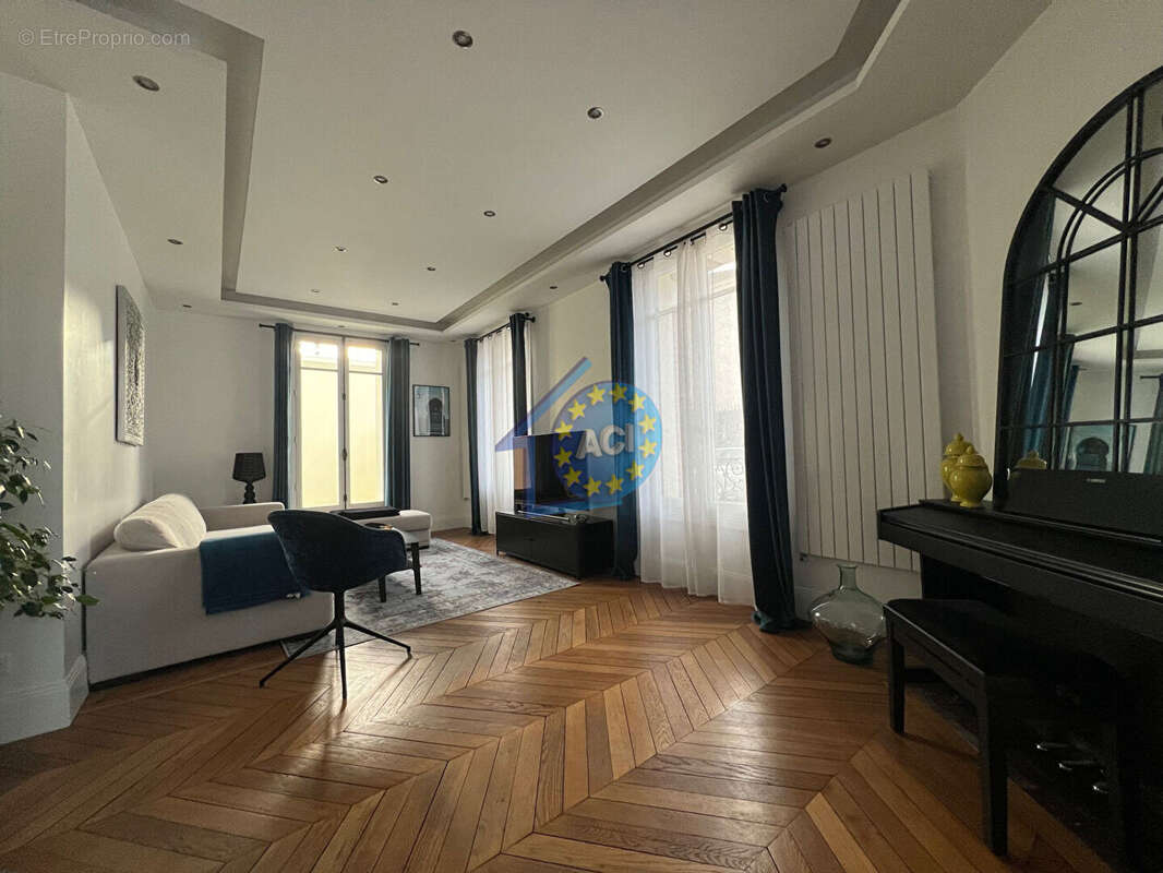 Maison à MANTES-LA-JOLIE