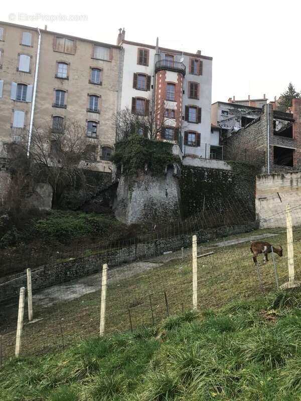 Appartement à THIERS