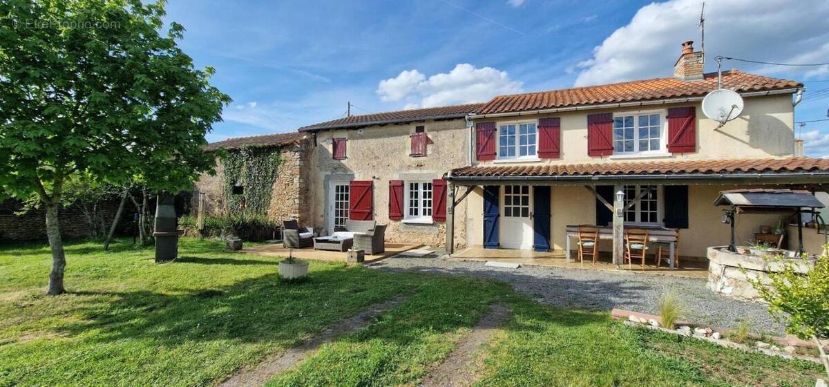 Maison à THOUARS