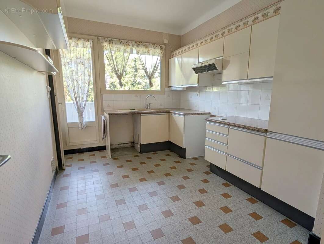 Appartement à CALUIRE-ET-CUIRE