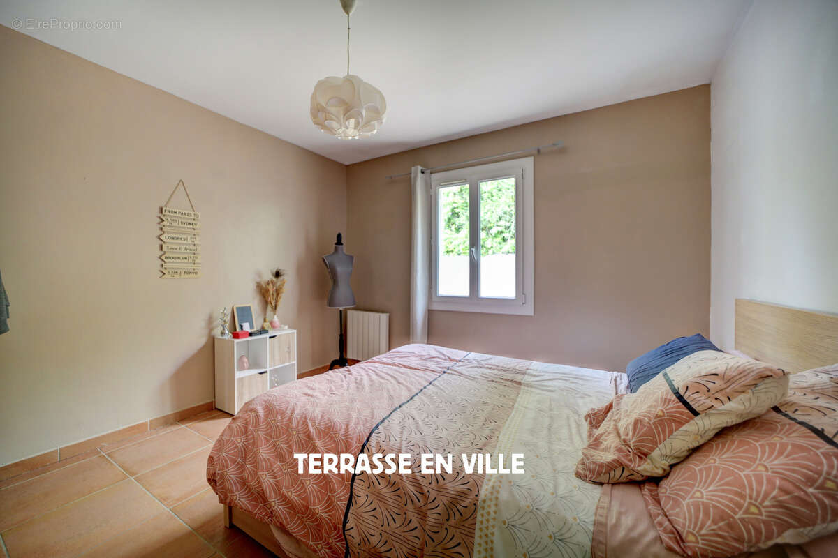 Maison à ROQUEFORT-LA-BEDOULE