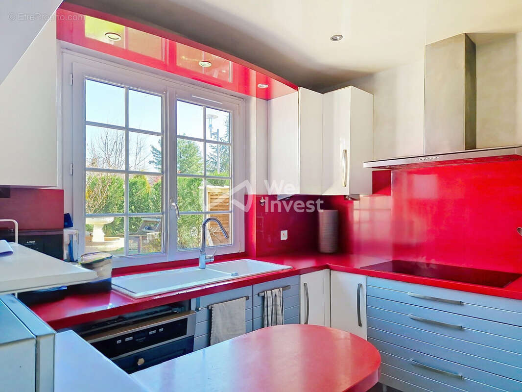 Maison 147 m² à Villeneuve-Le-Comte  - photo 8