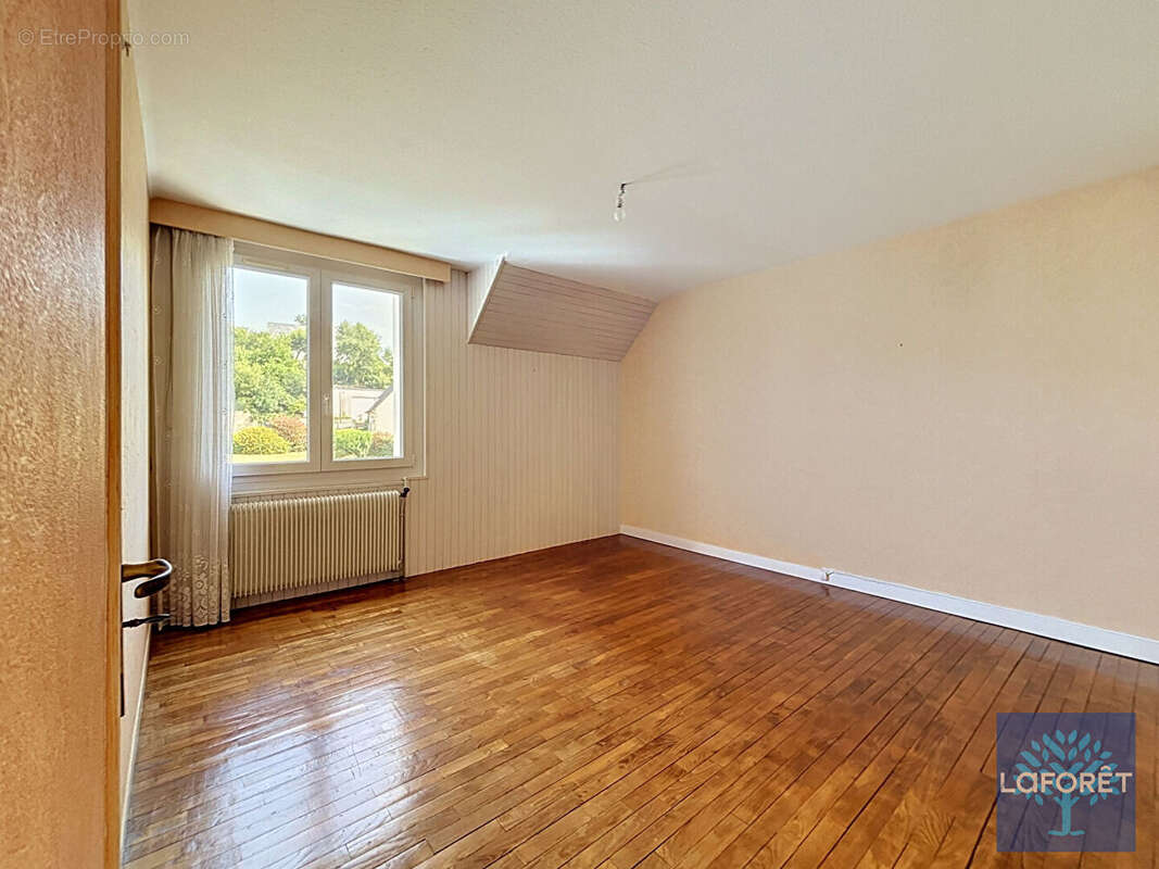 Maison Elliant 7 pièce(s) 102 m2 - photo 9