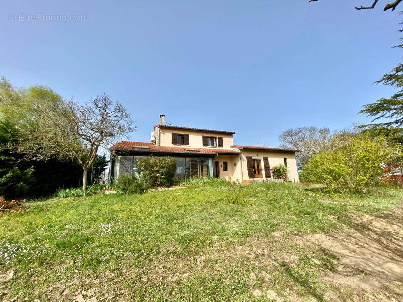 Maison à CASTANET-TOLOSAN