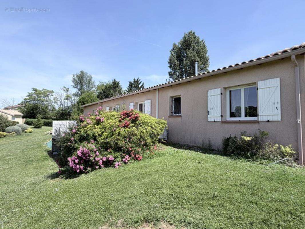 Maison à ENCAUSSE