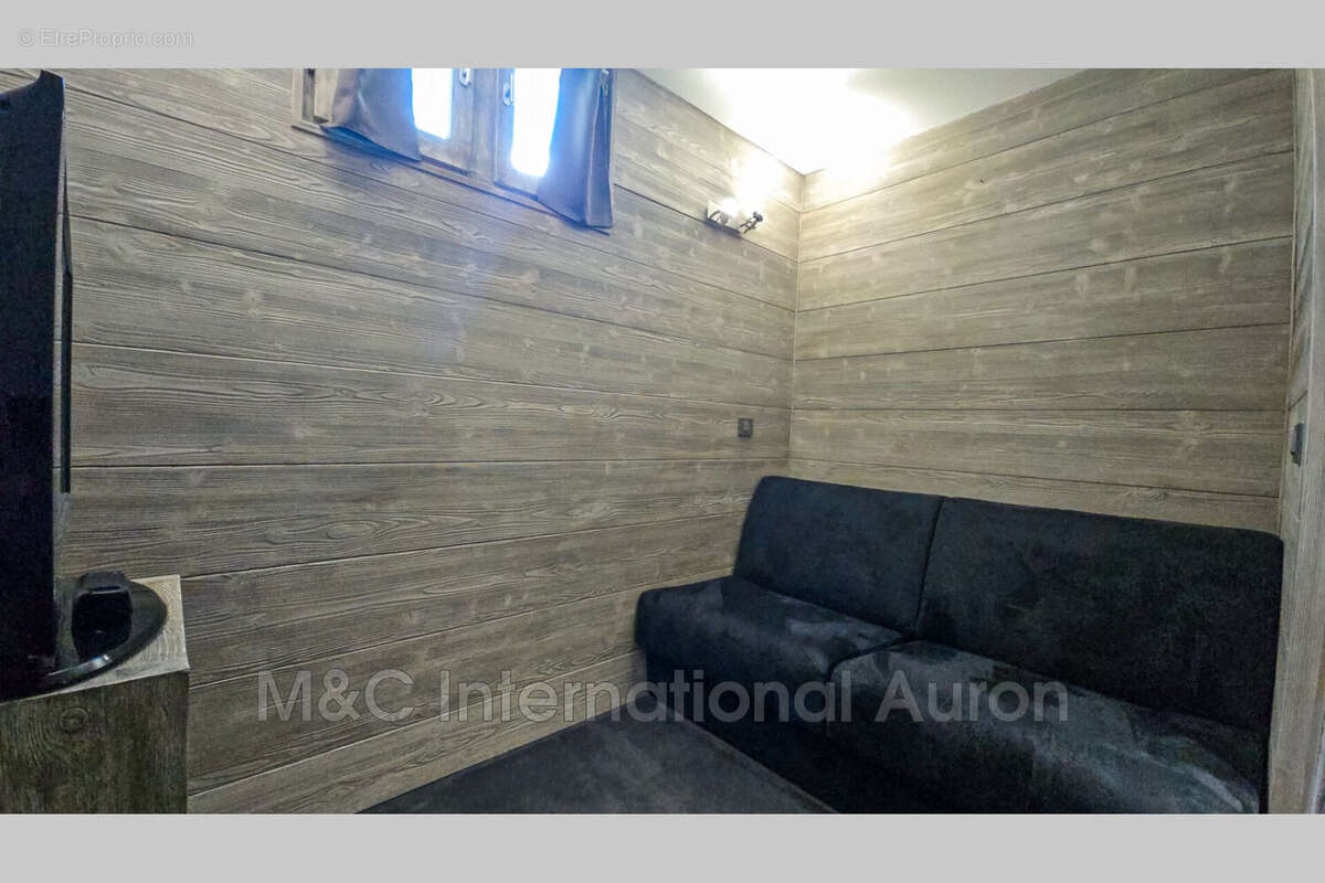 Appartement à SAINT-ETIENNE-DE-TINEE