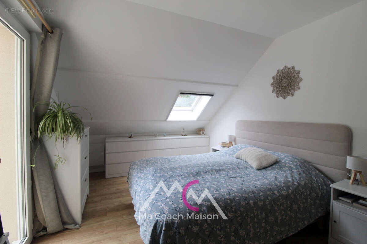 Maison à LE POULIGUEN