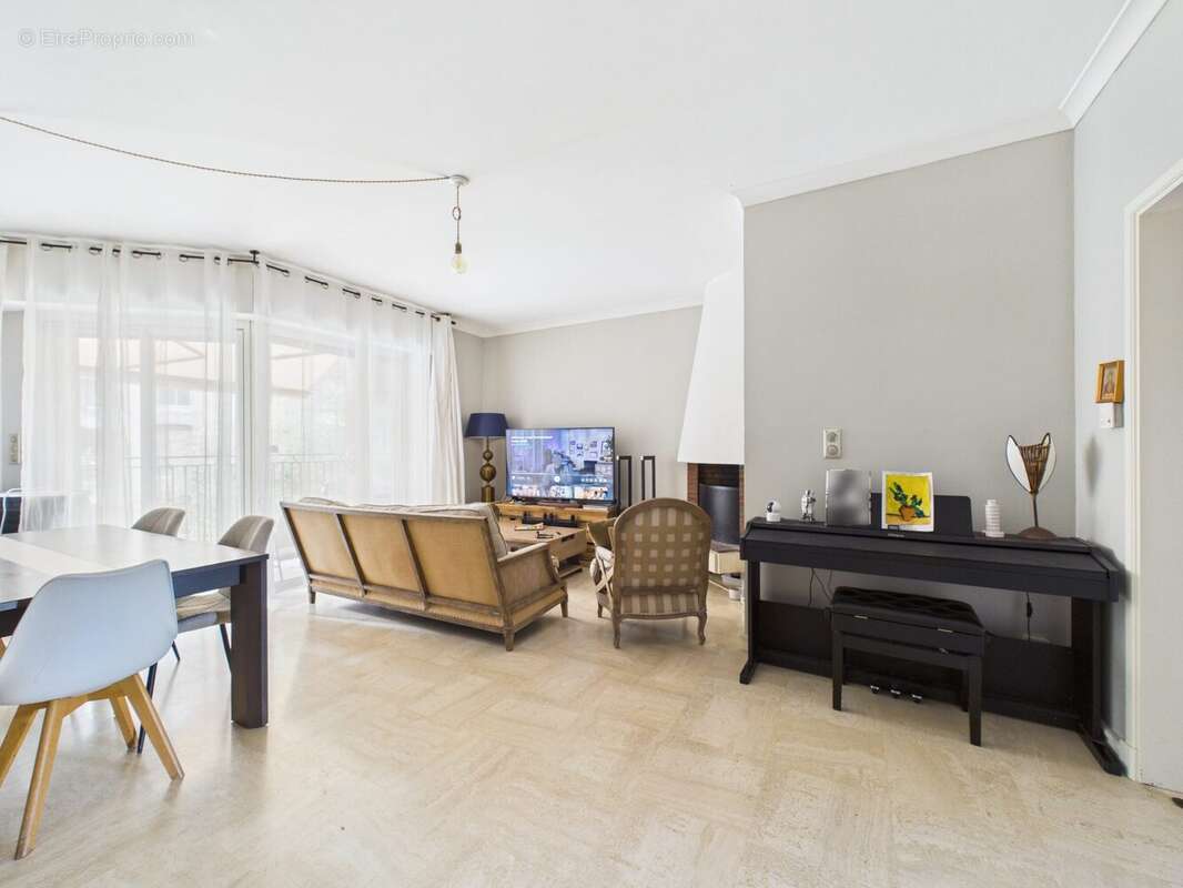 Appartement 105 m² à Avignon  - photo 2