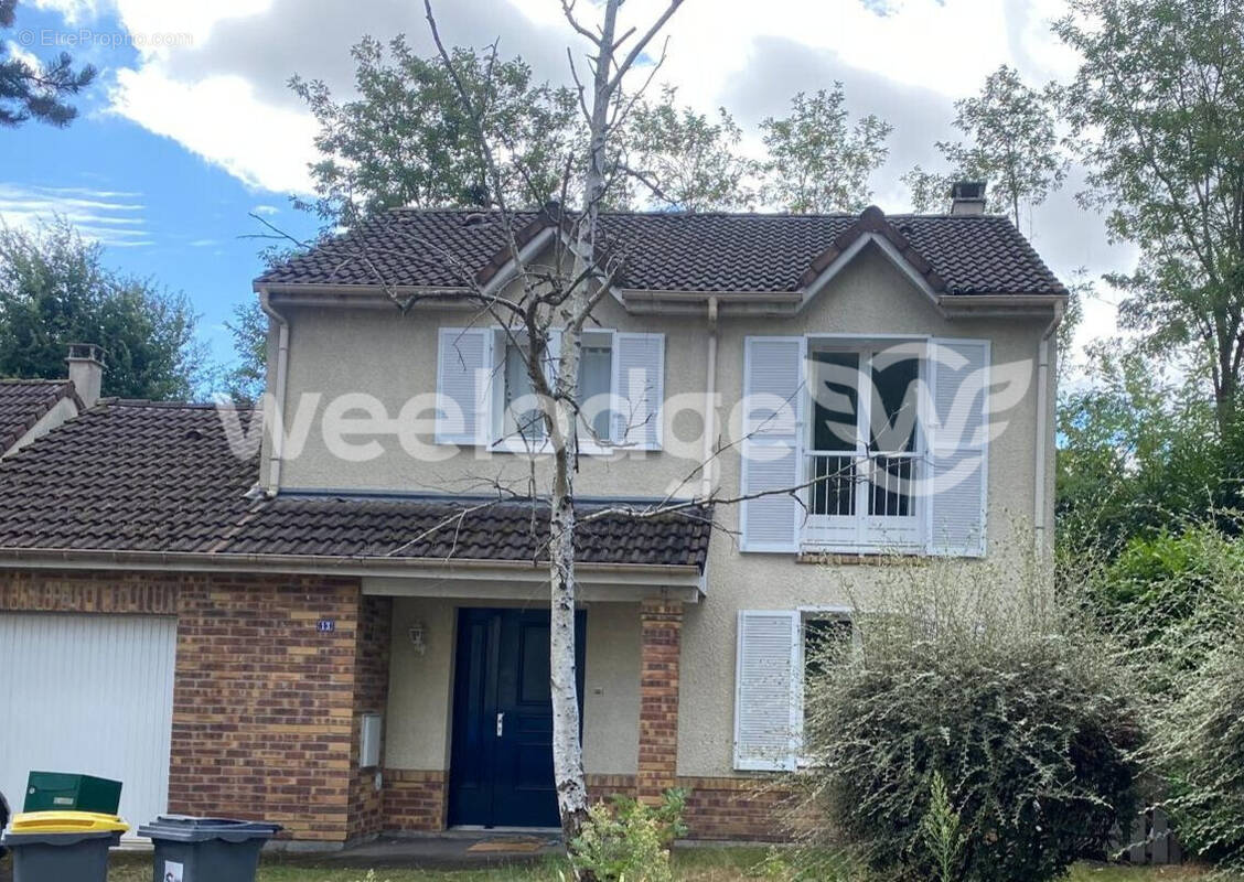 Maison à VERNEUIL-SUR-SEINE