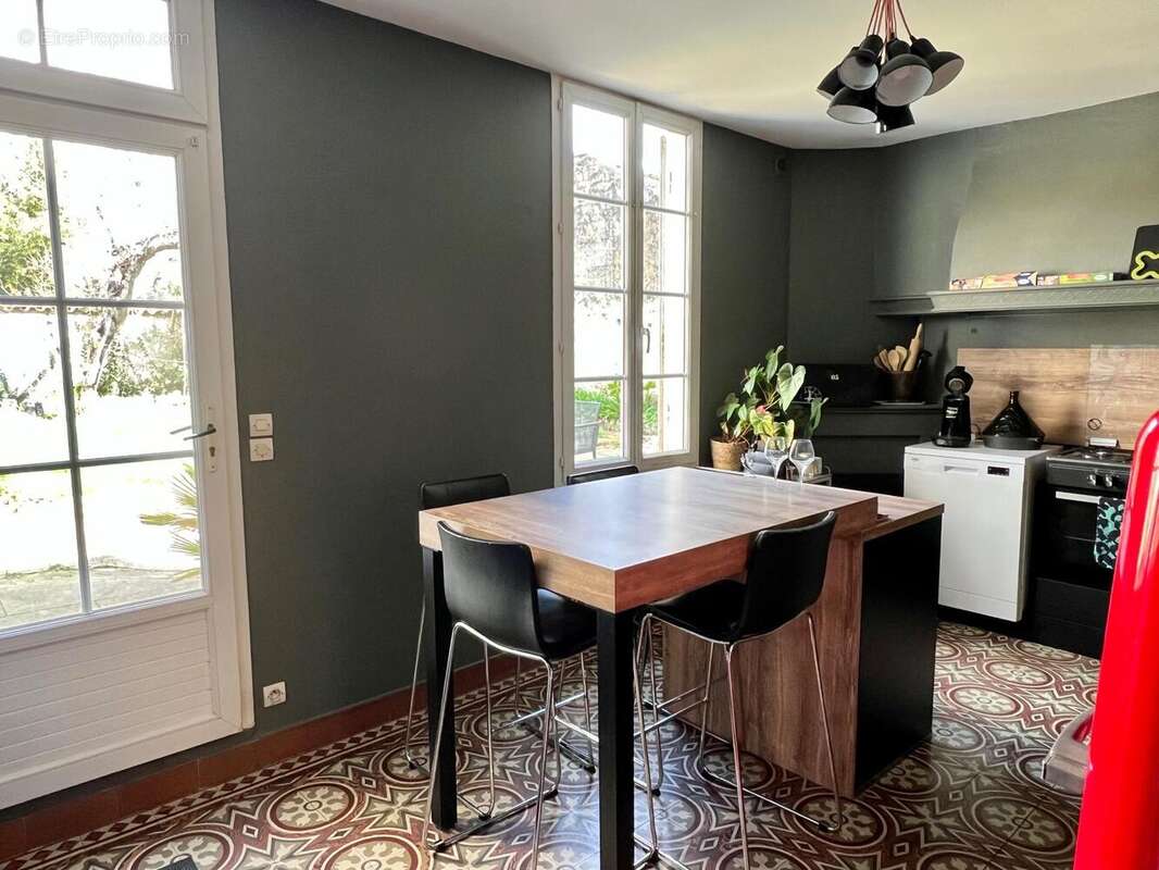 Photo 3 - Maison à SAINT-JEAN-D'ANGELY