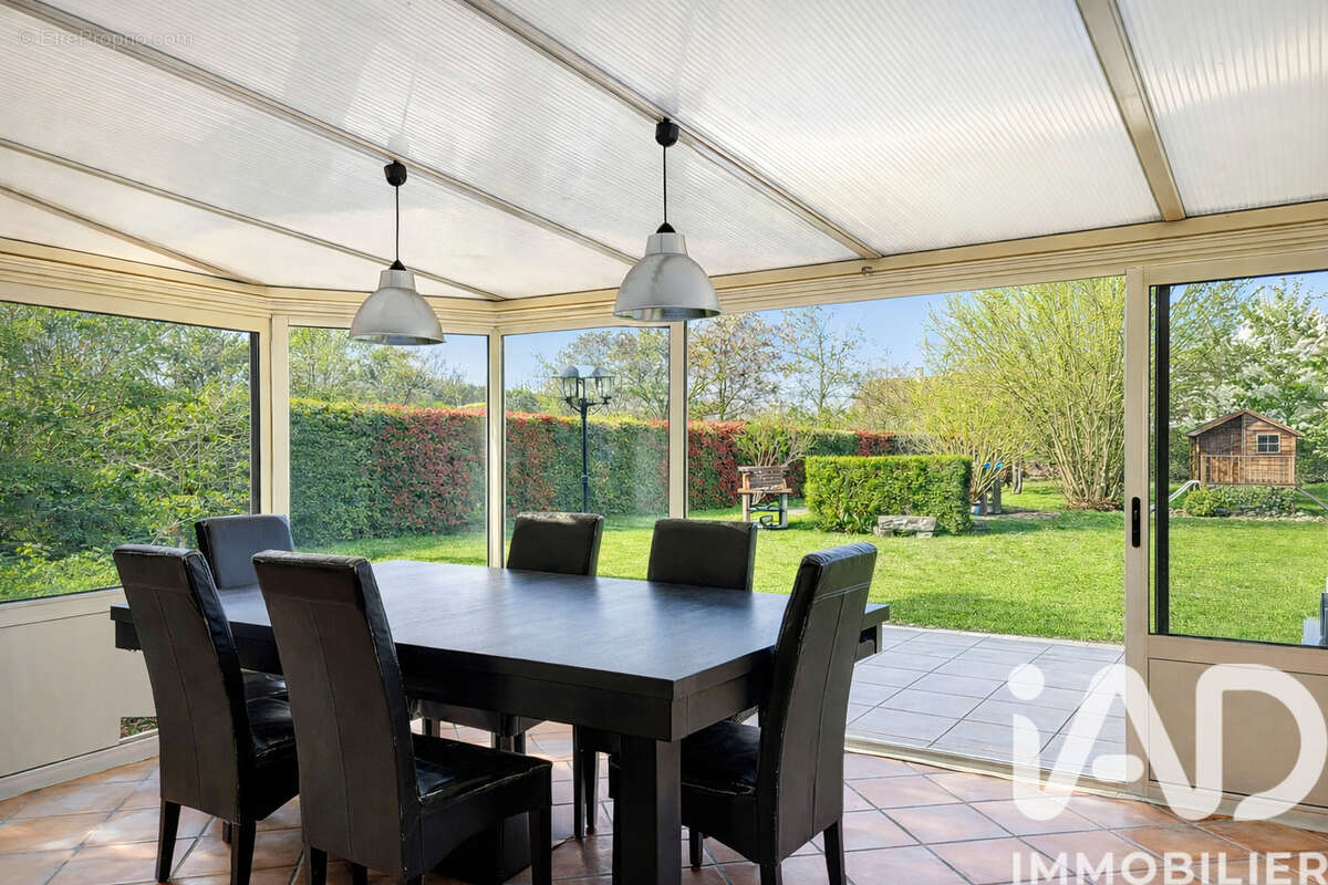 Photo 5 - Maison à NOGENT-LE-ROI