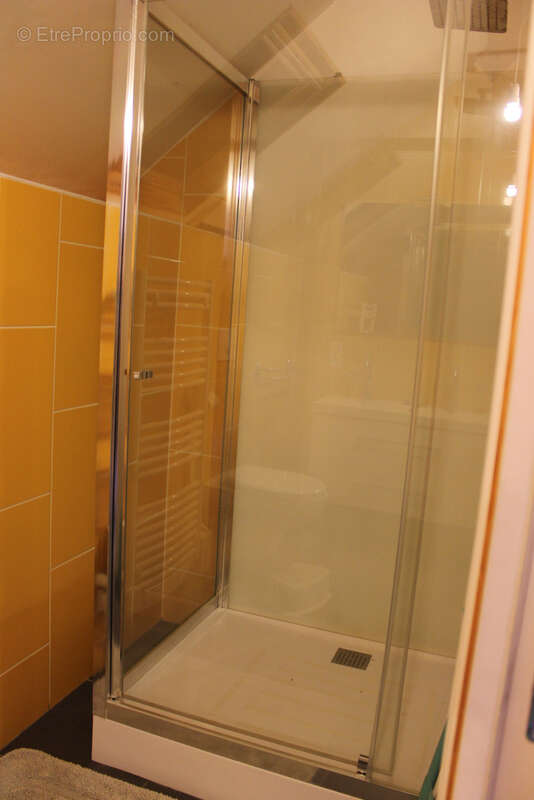 Maison à SAINT-JEANVRIN