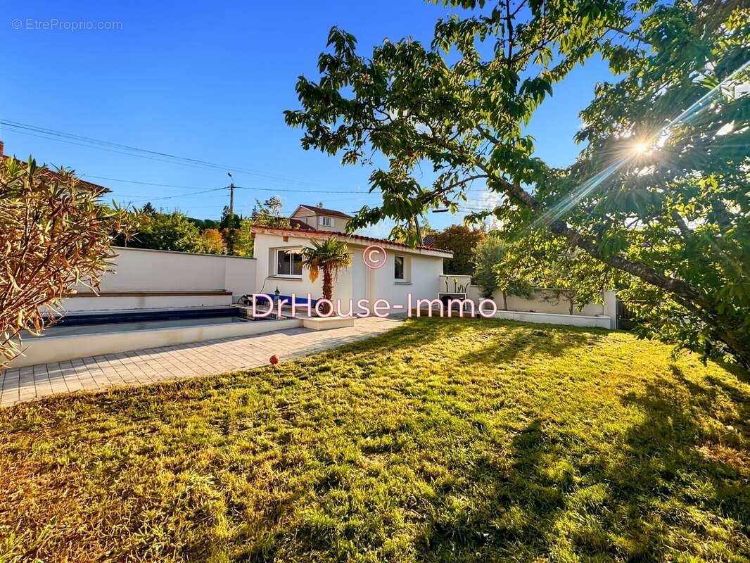 Maison à SALLES-ARBUISSONNAS-EN-BEAUJOLAIS
