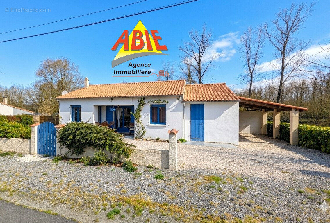 Photo 1 - Maison à ARCAIS