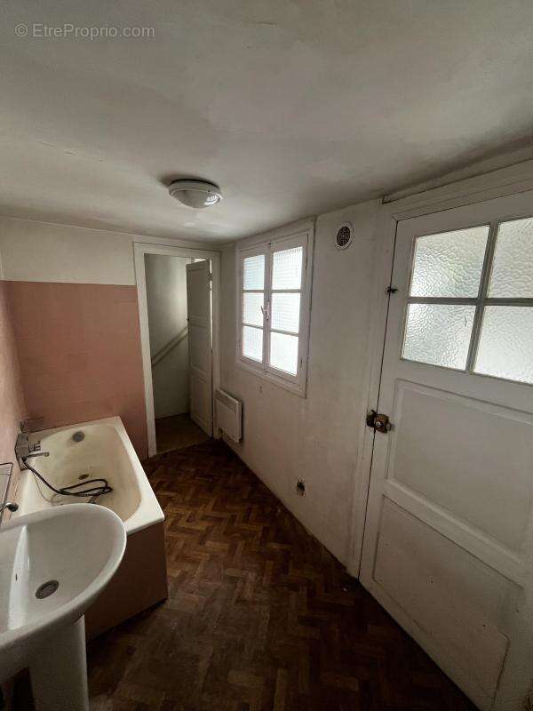 Bayonne hypercentre immeuble 8 appartements 360m² 800 000 - photo 22
