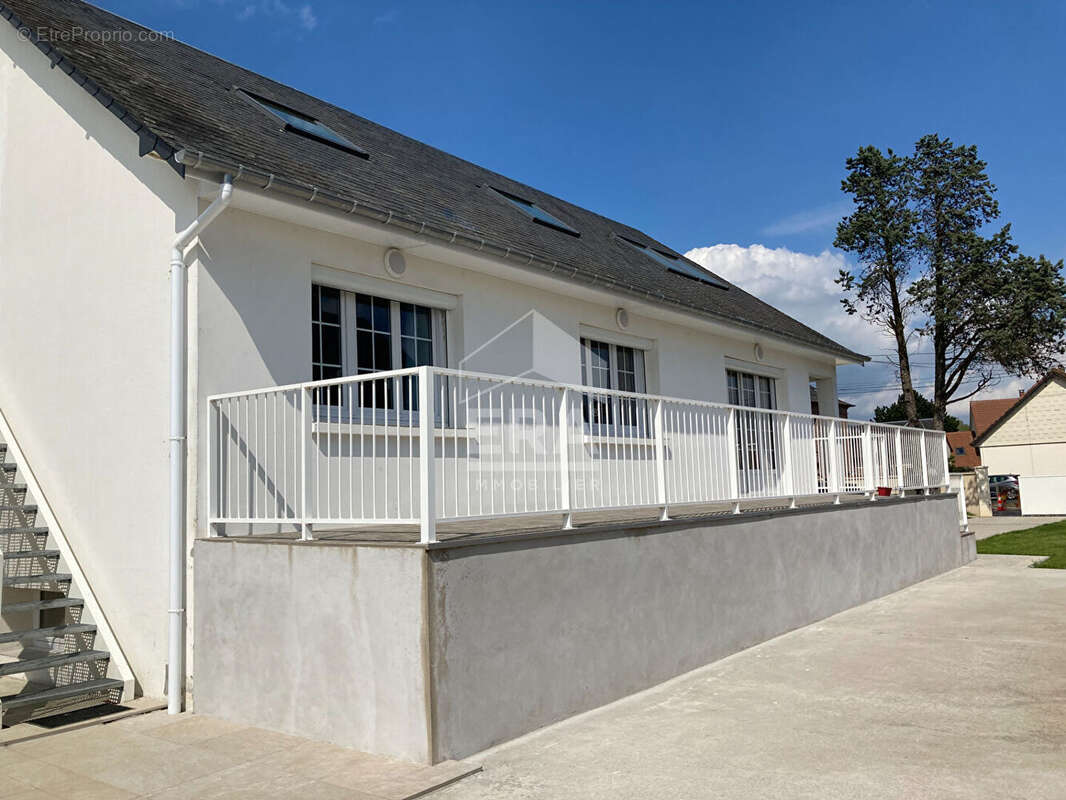 Maison à BOURG-ACHARD