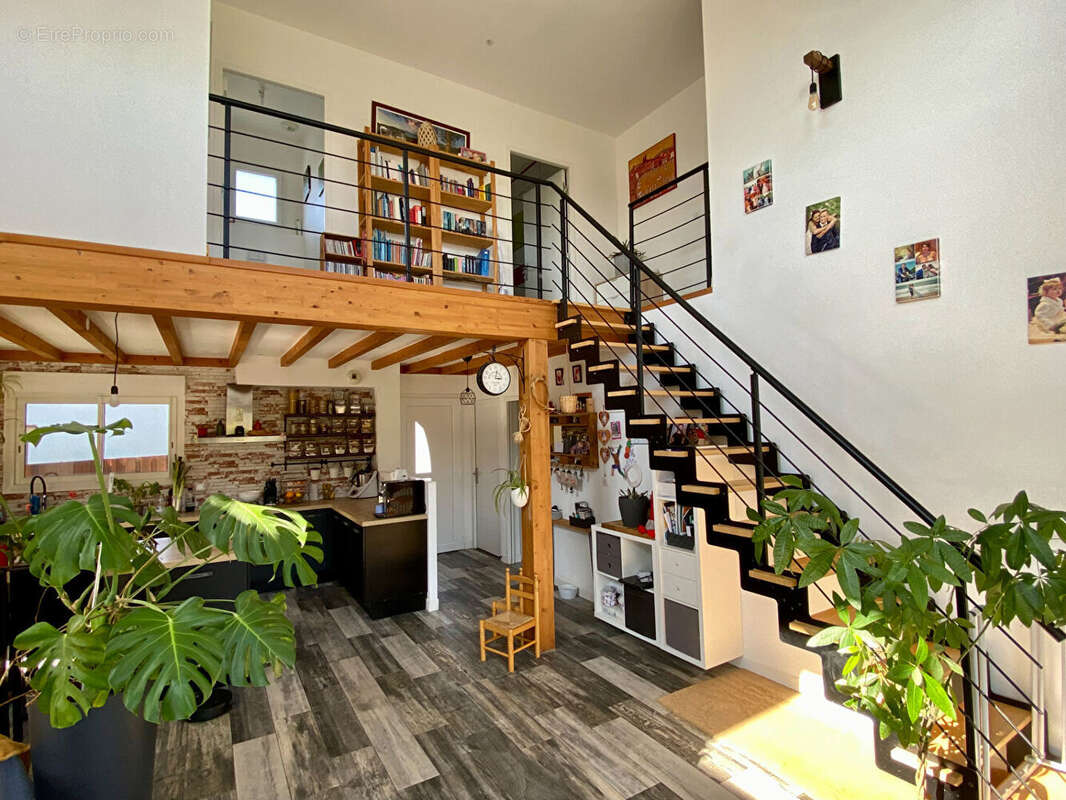 Maison à SAINT-LAURENT-DE-GOSSE