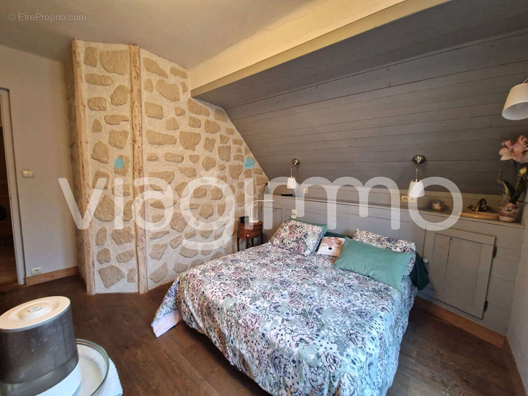 Appartement Cluses 4 pièce(s) 98.50 m2 - photo 6
