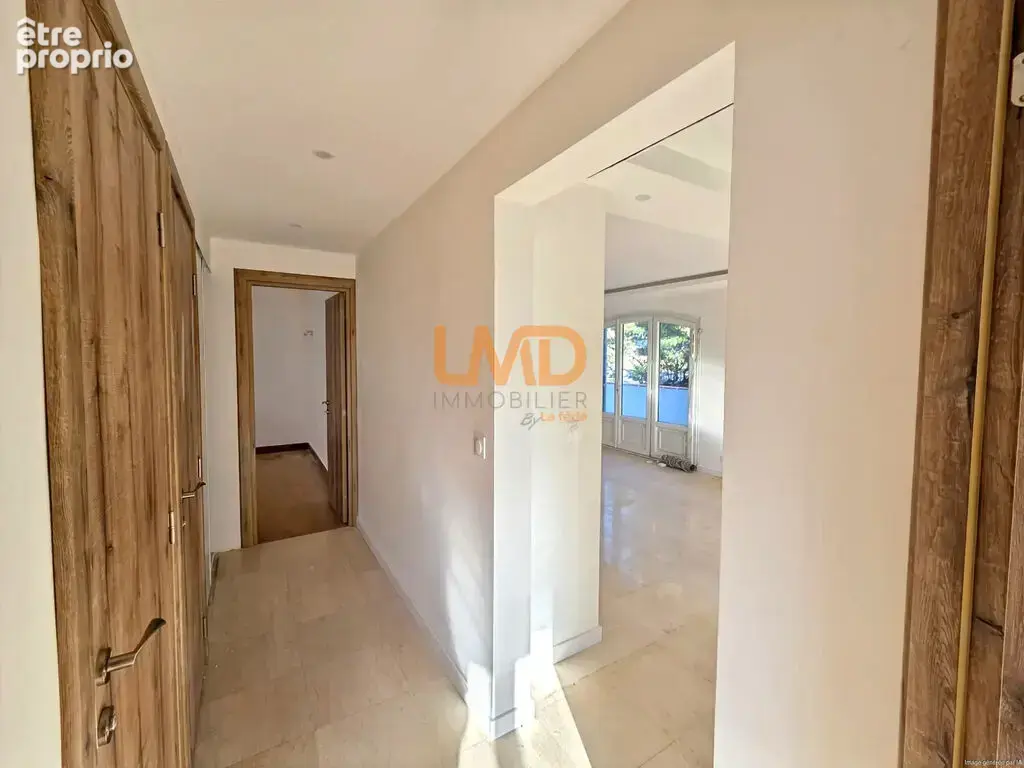 Appartement T3/4 avec terrasse et garage - photo 12