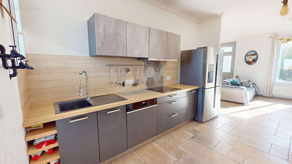 Maison à MESCHERS-SUR-GIRONDE