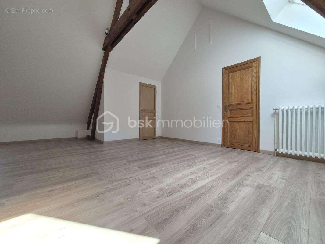 Maison à DONNERY