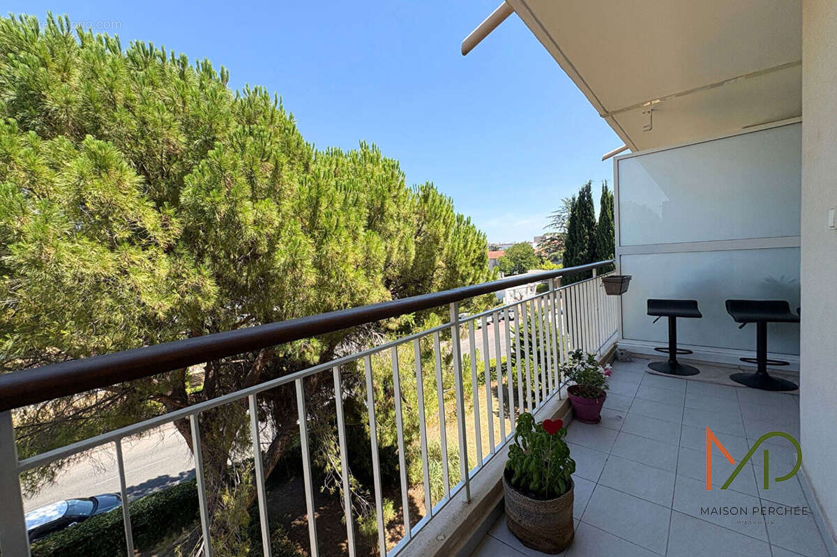 Draguignan, appartement T3 rénové avec balcon, cave. - photo 11