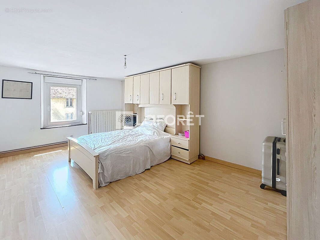 Maison de 195 m² avec 4 chambres - photo 15