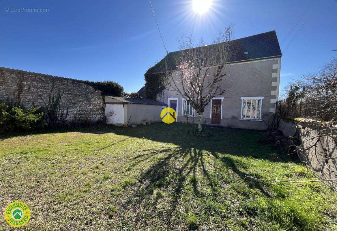 Maison à MAREUIL-SUR-ARNON