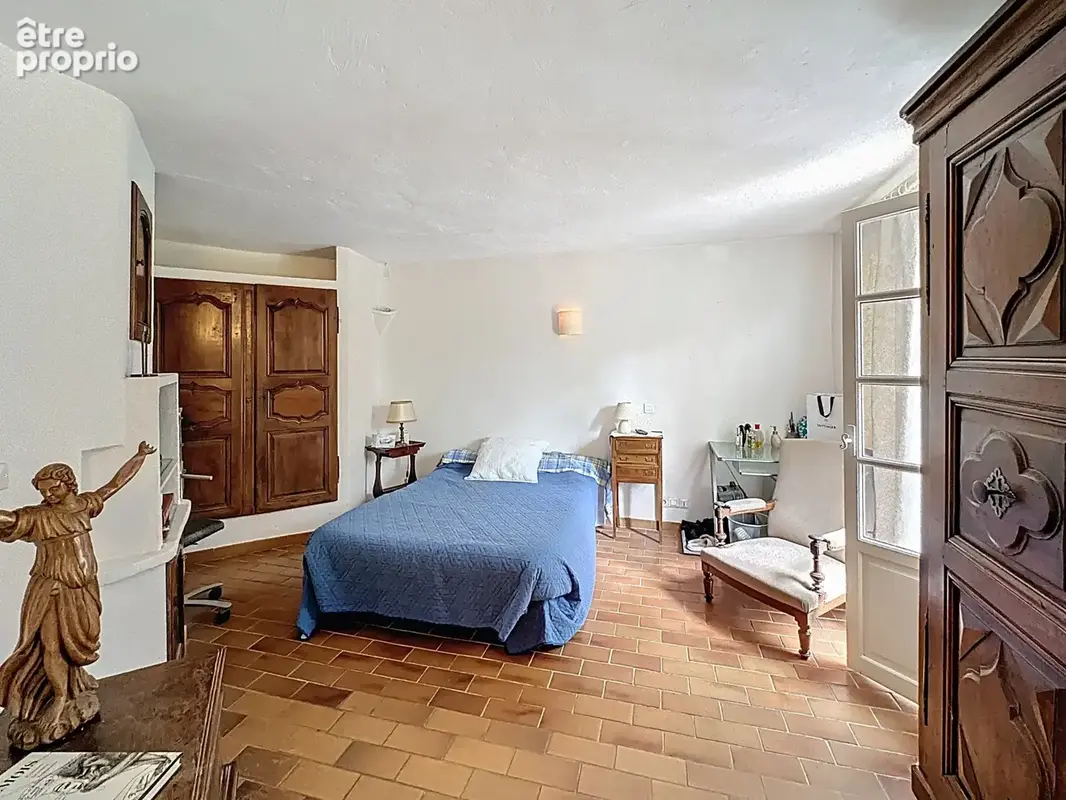 Vence sud - villa provencale de 7 pieces principales - photo 12