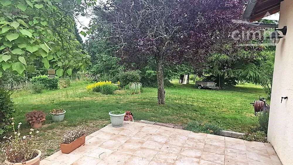 Grande et belle maison bien entretenue - photo 16