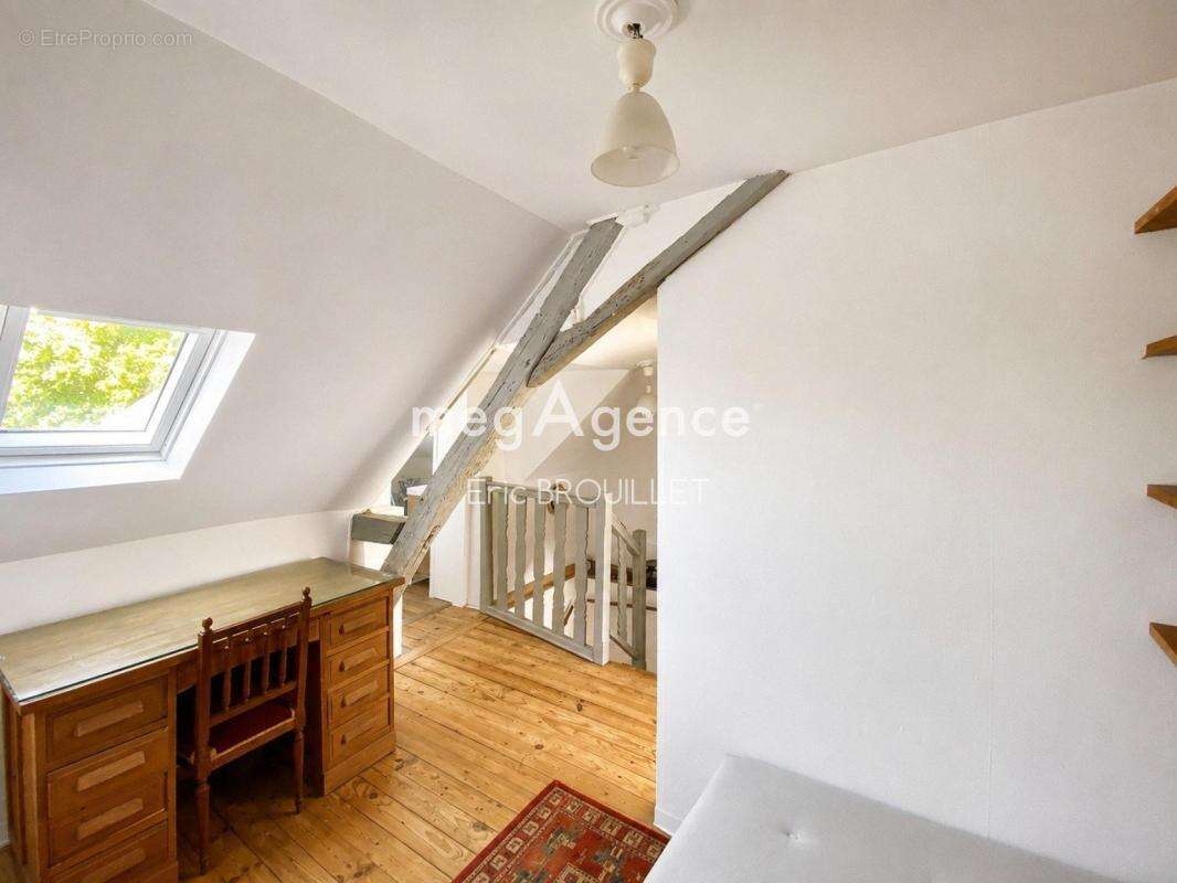 Maison ancienne avec accès direct à la Loire - photo 11