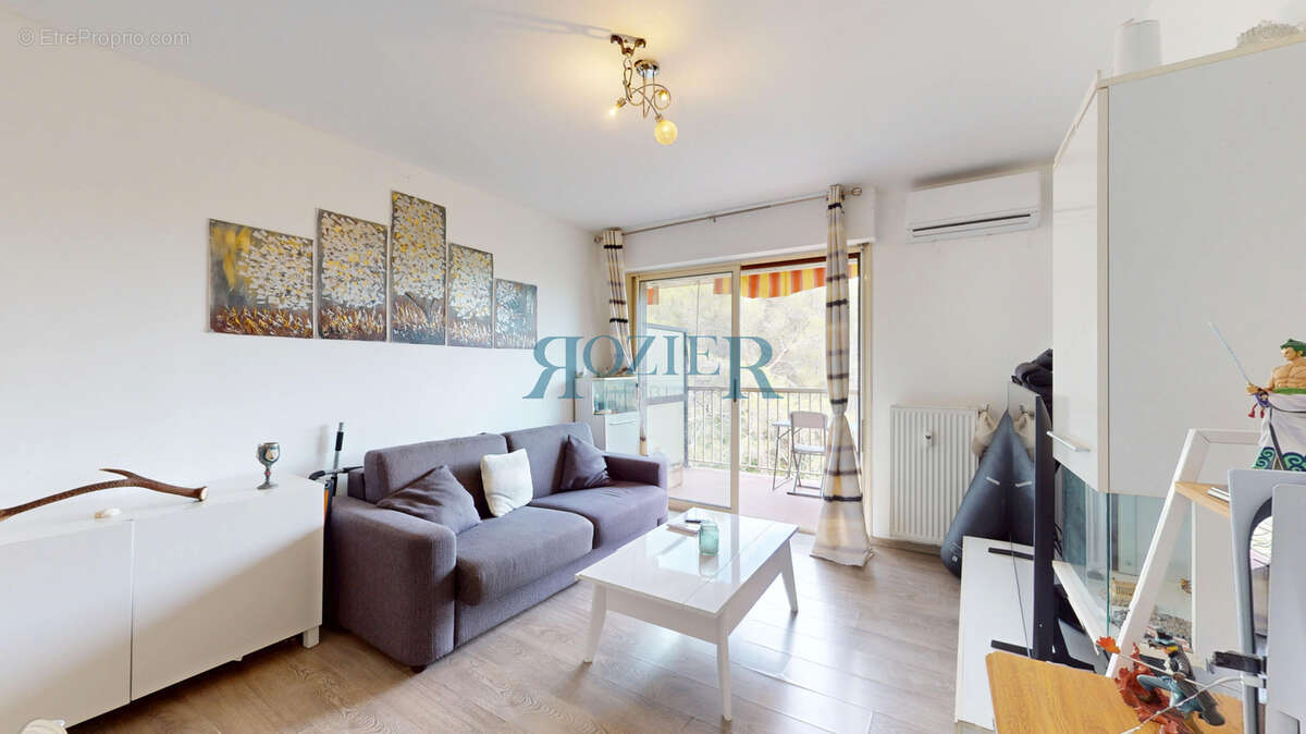 Appartement à PEYMEINADE