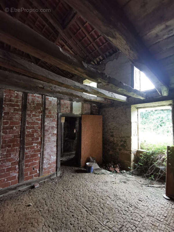 Maison à MEILHAC