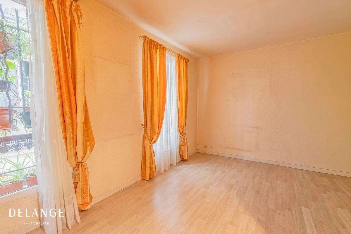 Studio loué 20 m² - Montmartre, Paris 18 - photo 2