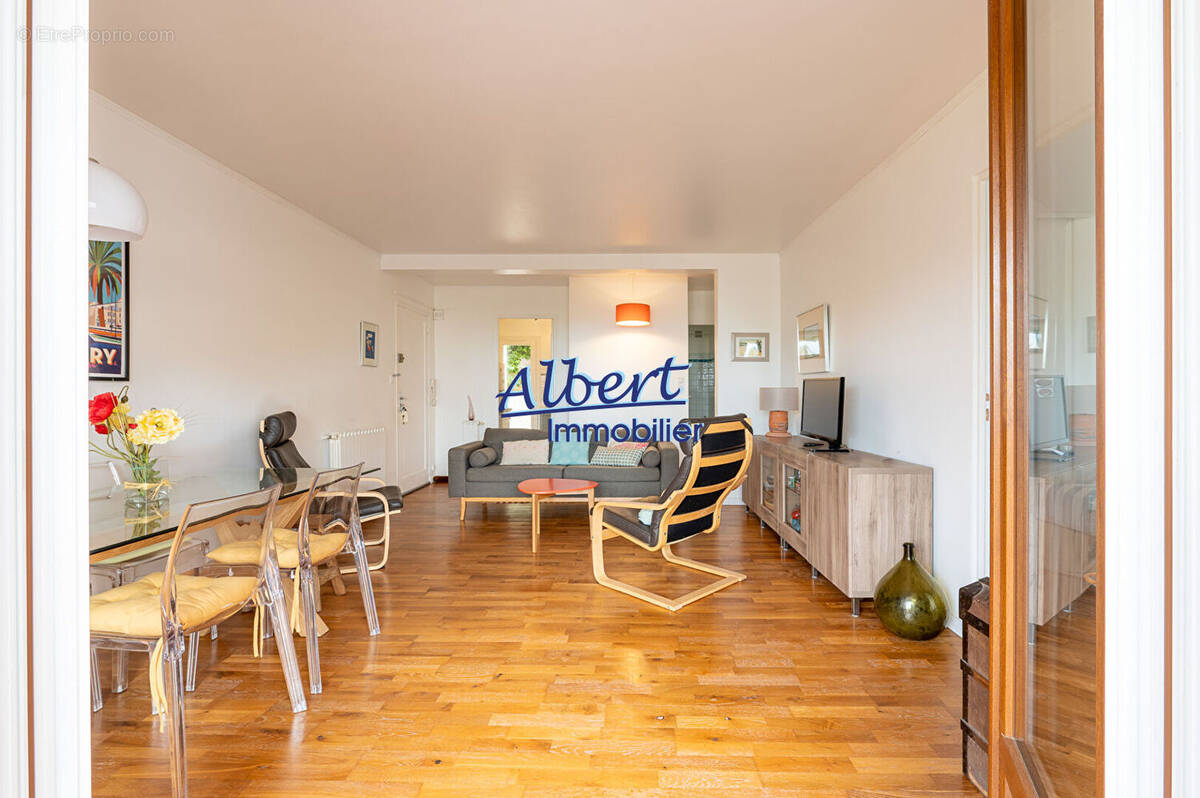Appartement à SANARY-SUR-MER