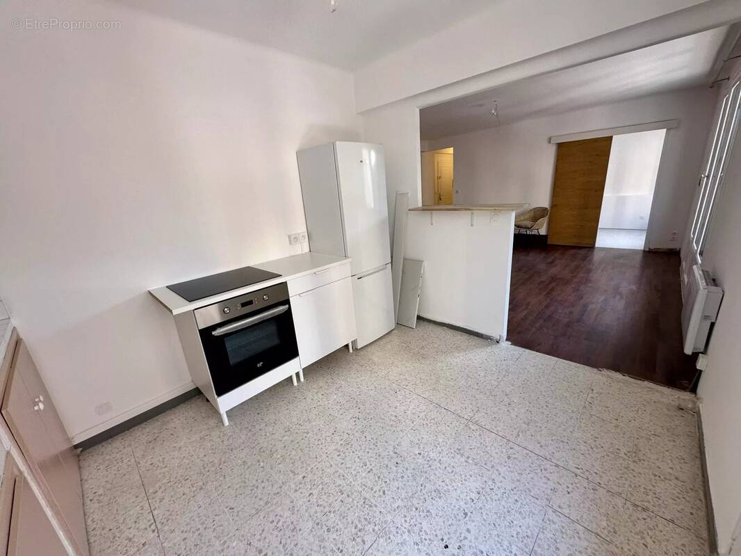 Appartement F2 de 47 m2, secteur Palais des congrès, cave - photo 4