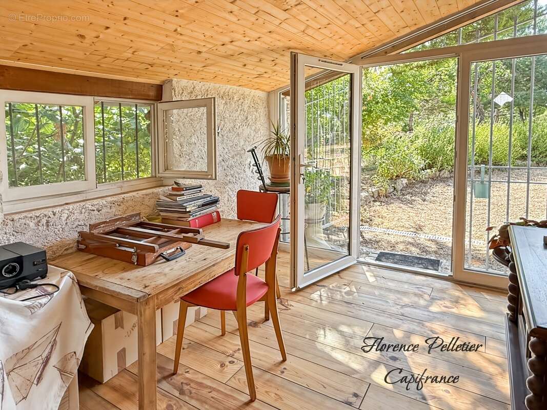 Maison à vendre 3 pièces CUQ TOULZA (81) - Terrain de 9 900 m² et dépendances - photo 17