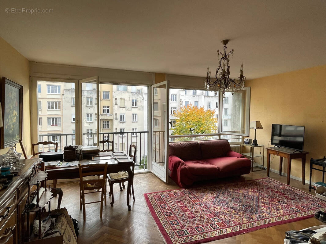 Appartement à LYON-6E