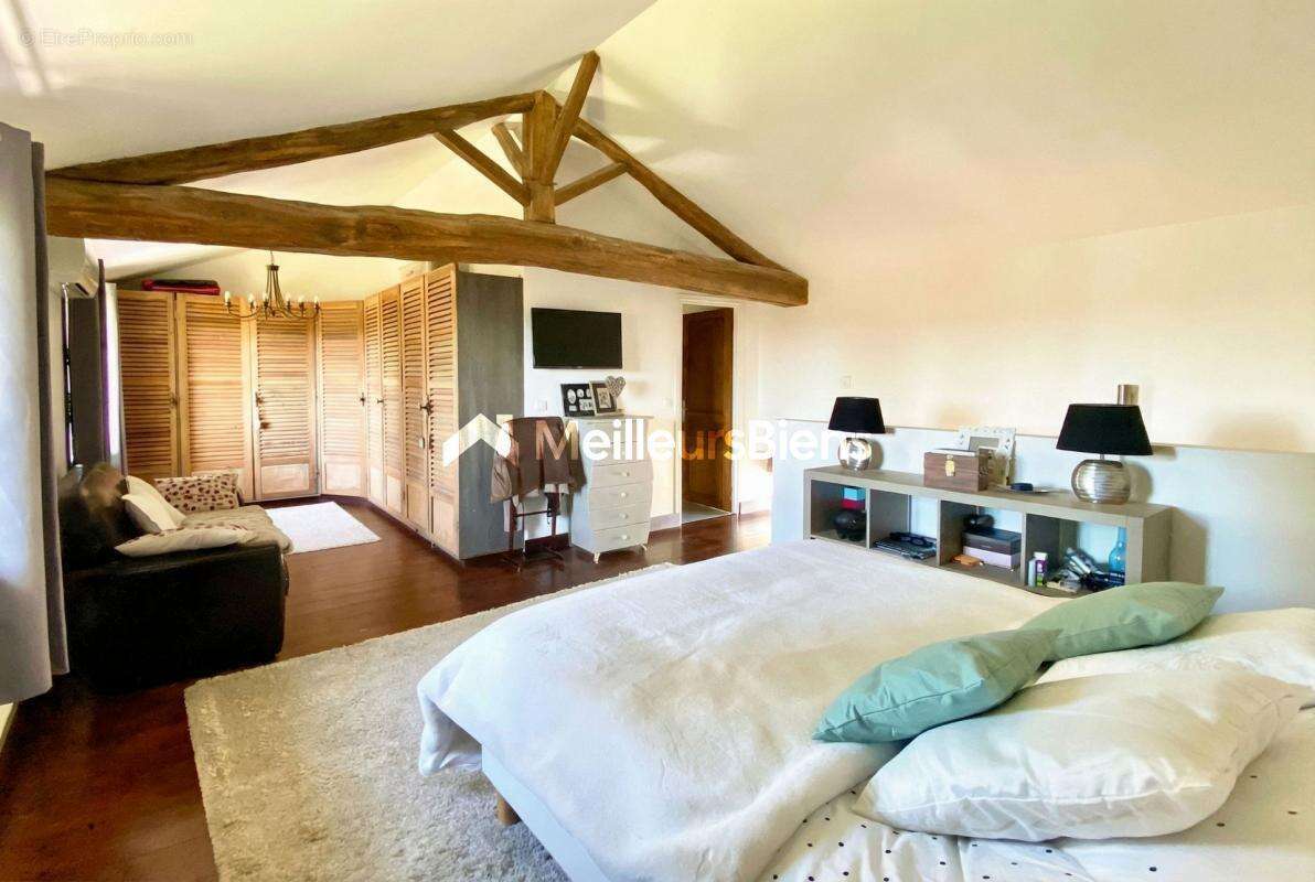 Maison à CHATILLON-SUR-CHALARONNE